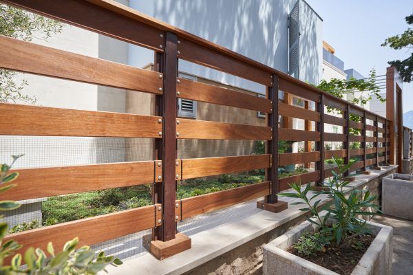Horizontal Slat Fence Repair
